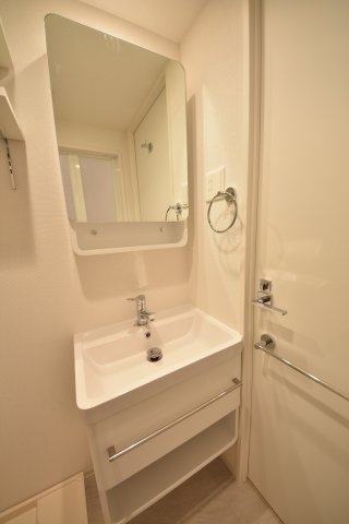 セレニテ神戸元町クレア