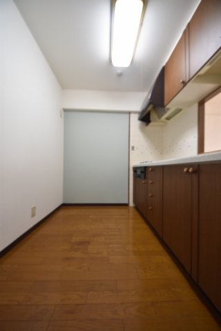 サンシャイン三宮二番館