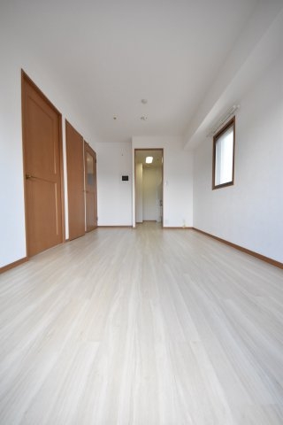 神戸市中央区元町通５丁目のマンション