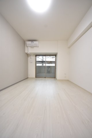 リベルタ元町通
