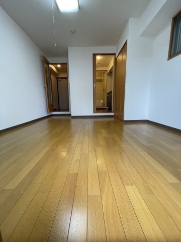 ラ・フォンテ三宮旭
