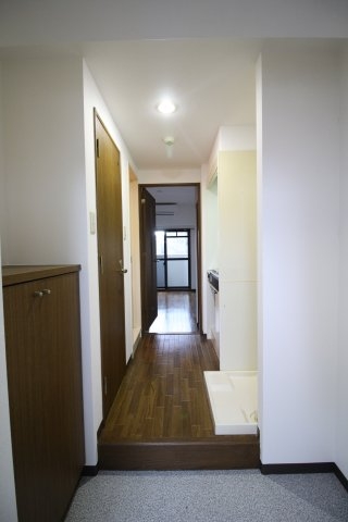 エスリード三宮第3(玄関)