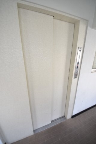 サンビルダー三宮東