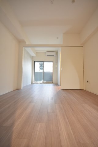 セレニテ神戸元町プリエ