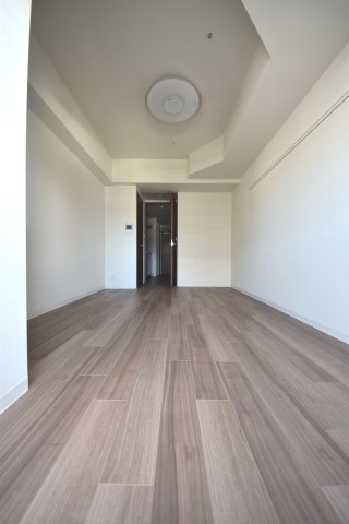ララプレイスザ神戸シルフ