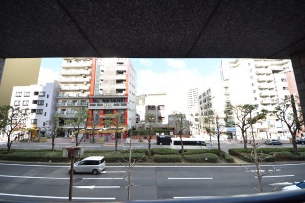 リーガル神戸中山手通り