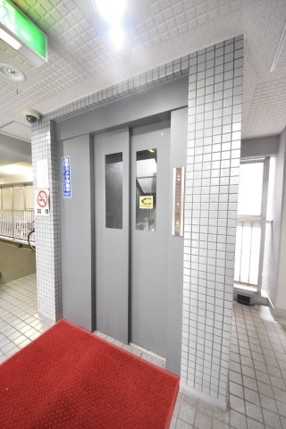 グランピア下山手通