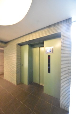 ワコーレディアルクス元町