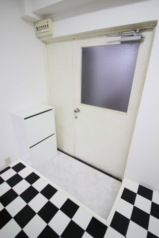 富士ビル(玄関)