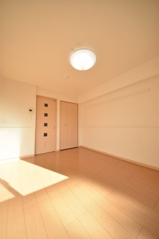 ネスト割塚