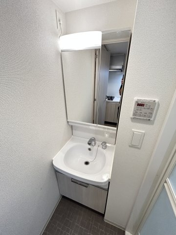プレサンス兵庫駅前