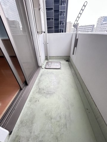 タカマツ神戸駅南通