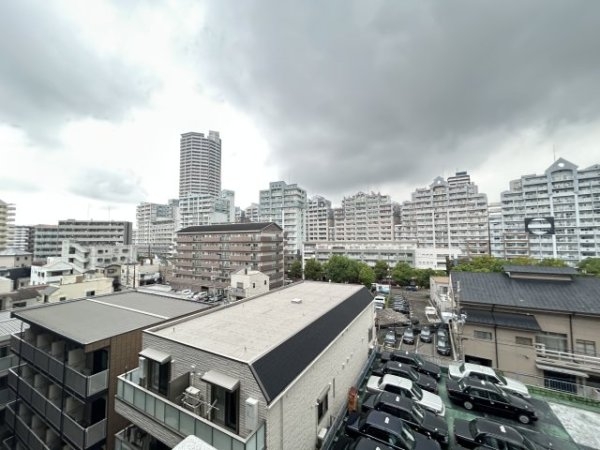 タカマツ神戸駅南通