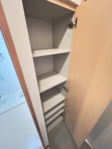 タカマツ神戸駅南通
