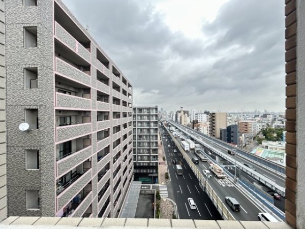 タカマツ神戸駅南通