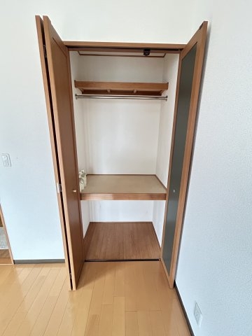 タカマツ神戸駅南通