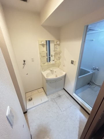 タカマツ神戸駅南通