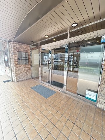 タカマツ神戸駅南通