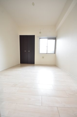 プレサンス三宮フラワーロード