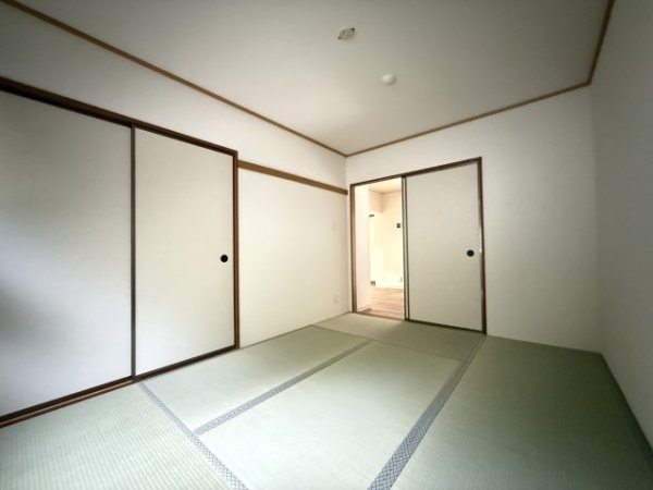 イーストヒルズ平野