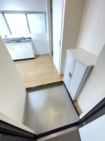 京屋ホームズ