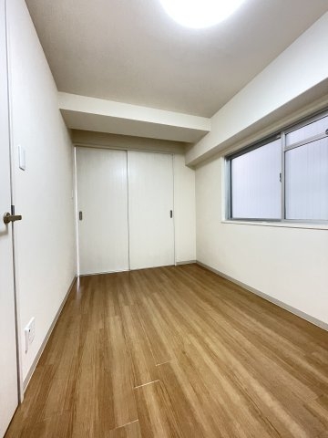 京屋ホームズ