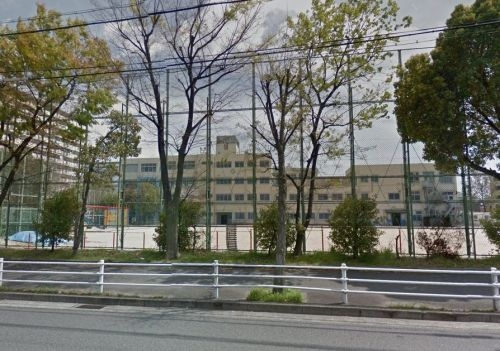 梅ヶ香住宅(神戸市立御蔵小学校)