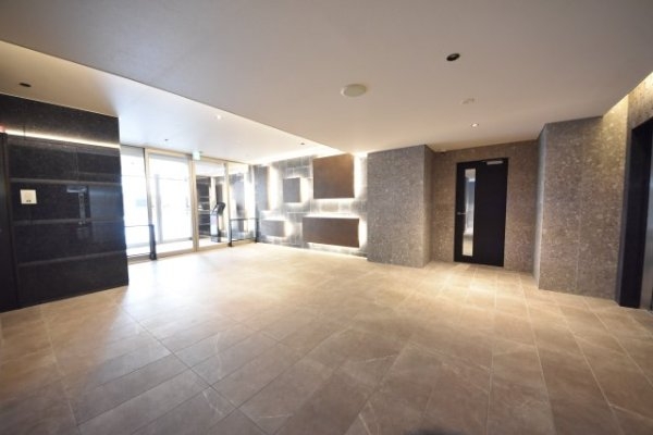 GENOVIA神戸湊川公園