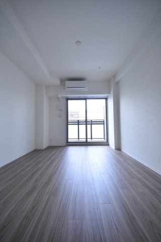 GENOVIA神戸湊川公園