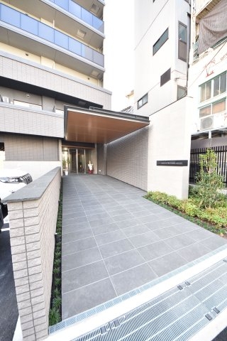 リベルタ元町通