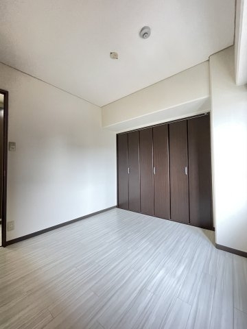 シャンボール三宮(リビング)