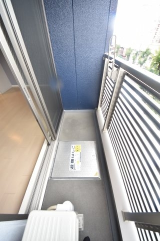 ざ・してぃ神戸元町(バルコニー)