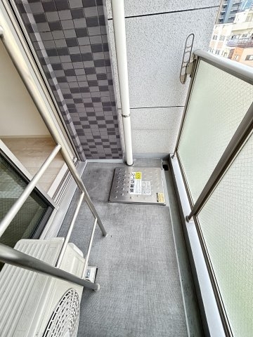 プレサンスKOBEティアラ(バルコニー)