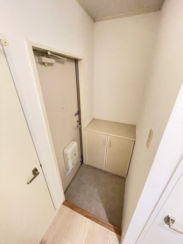 フェニックス永沢(玄関)