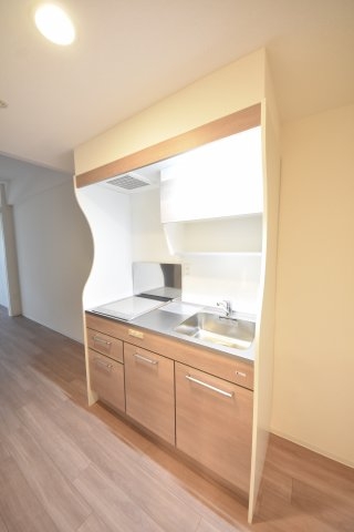 セレニテ神戸元町プリエ