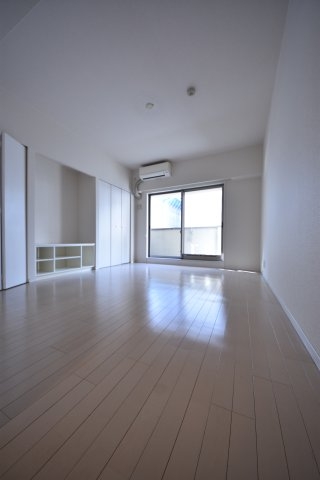 KAISEI新神戸第2WEST(寝室)