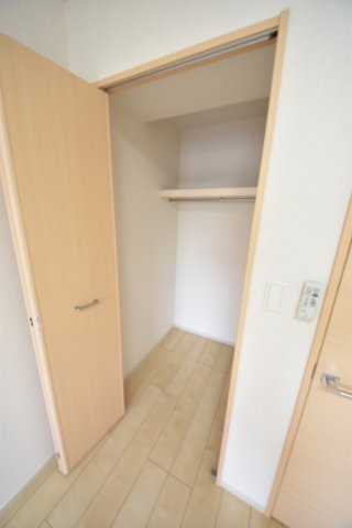 アシストみなと元町(収納)