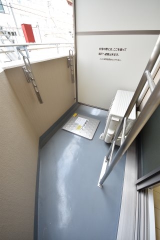 アシストみなと元町(バルコニー)