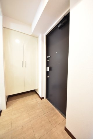 アドバンス神戸グルーブ(玄関)