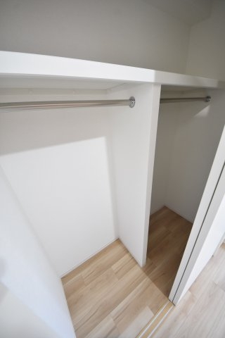 セレニテ神戸ミラクノール(収納)