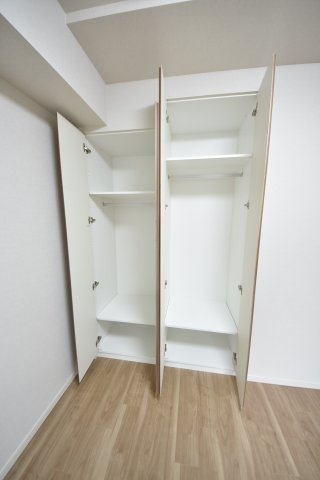 ワコーレザ・神戸旧居留地レジデンスタワー(収納)