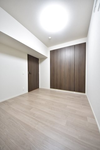 ワコーレザ・神戸旧居留地レジデンスタワー(寝室)