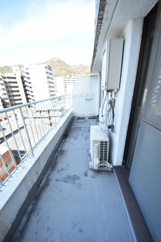 SANKOラフィーネ三宮(バルコニー)