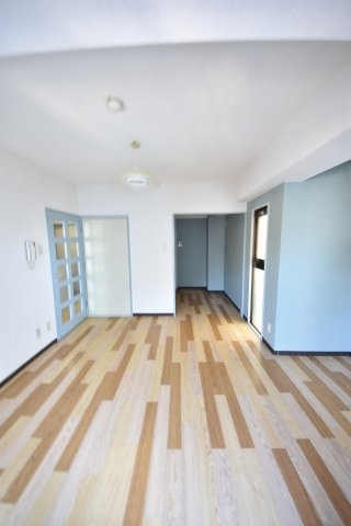 SANKOラフィーネ三宮(リビング)