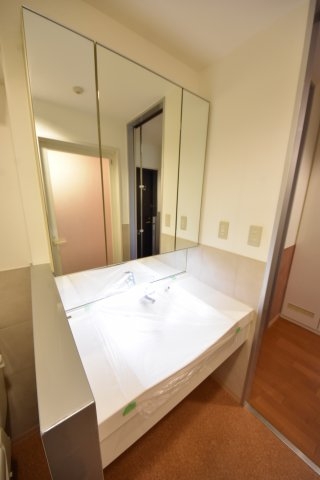 カトルセゾン(洗面台・洗面所)