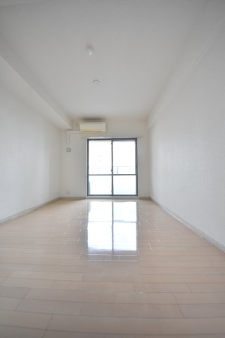 プライムライフ三宮磯上公園(リビング)