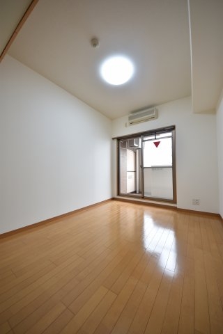 エステムコート新神戸エリタージュ