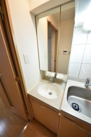 エステムコート新神戸エリタージュ