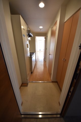 アドバンス三宮3リンクス(玄関)