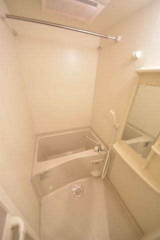 神戸市中央区琴ノ緒町1丁目のマンション(バス)